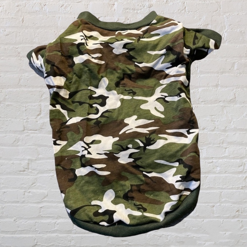 DroolingDog Green Camouflage Pattern XL T-Shirt for dogs